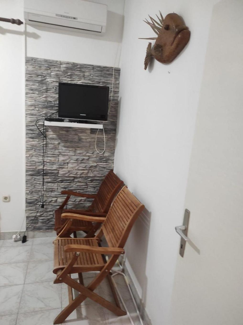 Apartment Tenara Vis Exterior foto